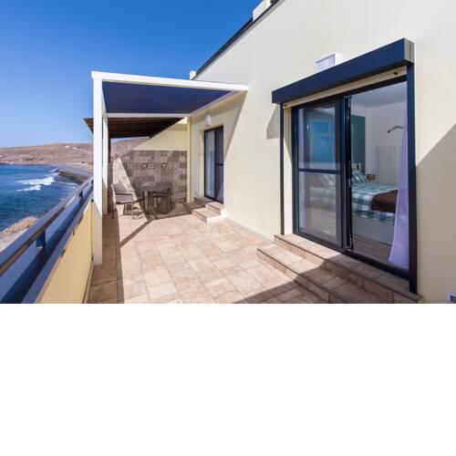 Beachfront Mar y Sol Los Reyes