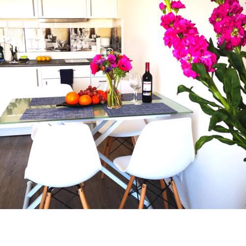 Beachfront modern and spacious apartment