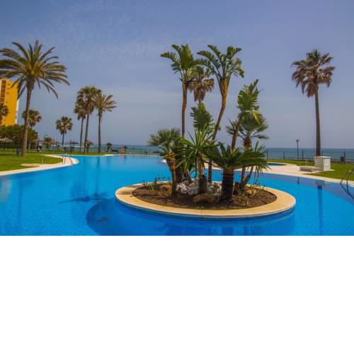 Beachfront prestigious "Mi Capricho" complex