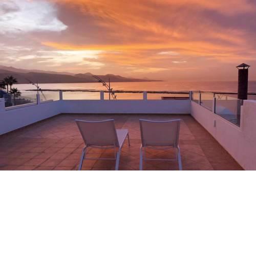 Beachfront rooftop in Las Canteras