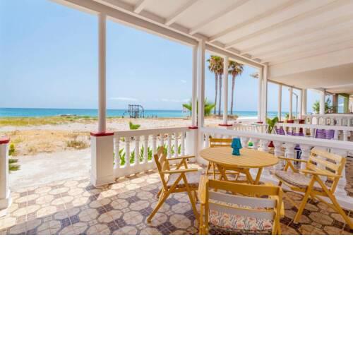 Beachside holiday retreat