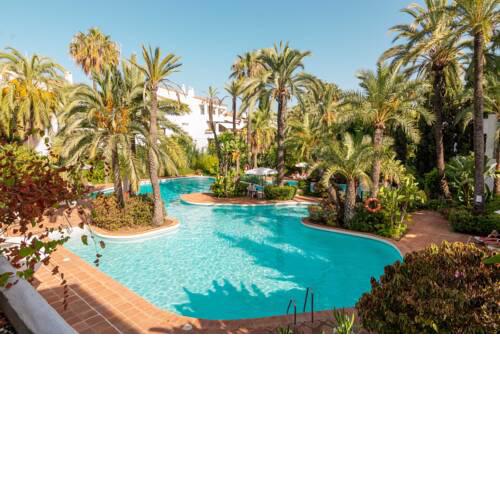 Beachside, Luxurious in the heart of Puente Romano