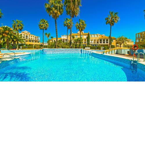Beautiful 2-Bed Apartment in Denia near the beach