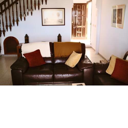 Beautiful 2-Bed House in Canillas de Albaida