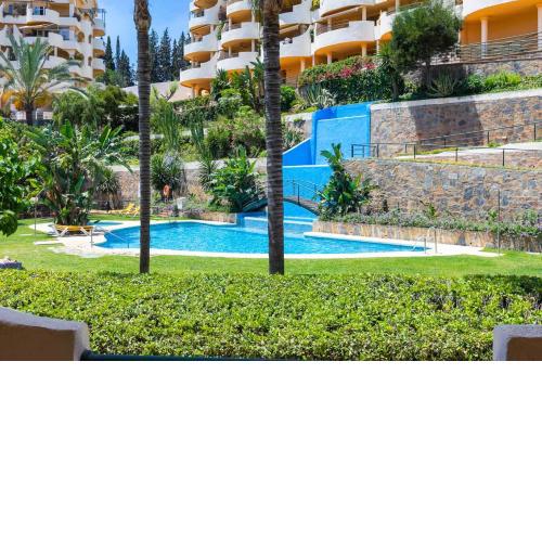 Beautiful 2 Bedroom Apartment near Puerto banus