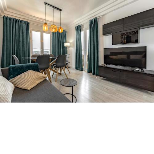 Beautiful 2 bedroom apartment Vista del Mar