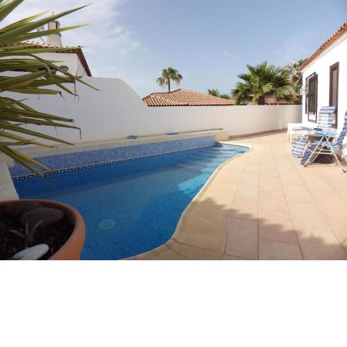Beautiful 3 bedroom Villa with private pool