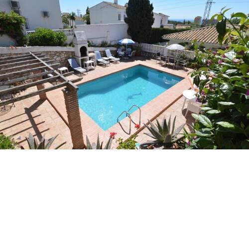 Beautiful 4-Bed det villa private pool sea views