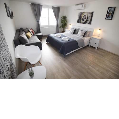 Beautiful Apartment Dlouhá