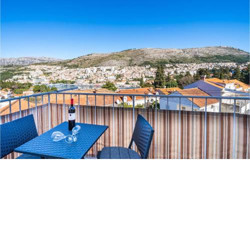 Beautiful apartment in Dubrovnik with 2 Bedrooms