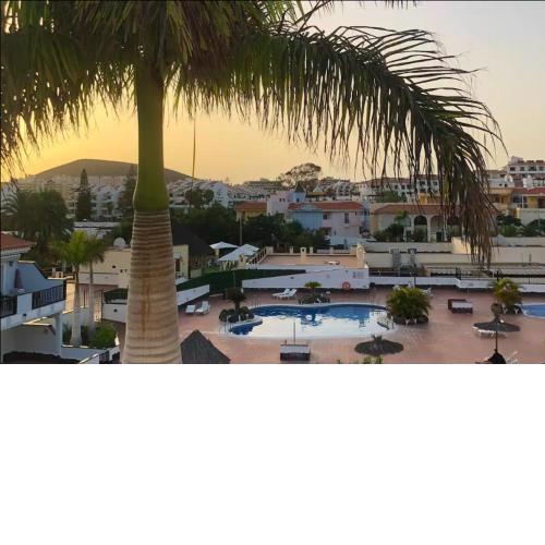 Beautiful apartment in Los Cristianos, Arona