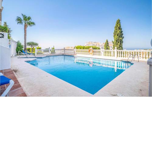 Beautiful apartment in Mijas with WiFi, Indoor swimming pool and Swimming pool