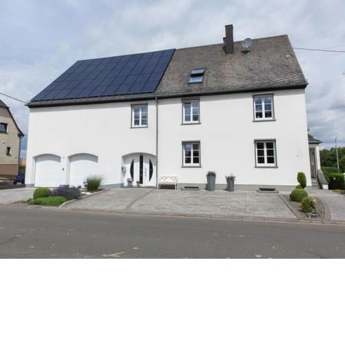 Beautiful Apartment in Morscheid-Riedenburg near Ski Trail