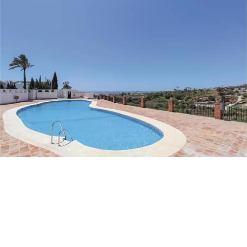 Beautiful apartment in Nerja w/ Outdoor swimming pool, WiFi and Outdoor swimming pool