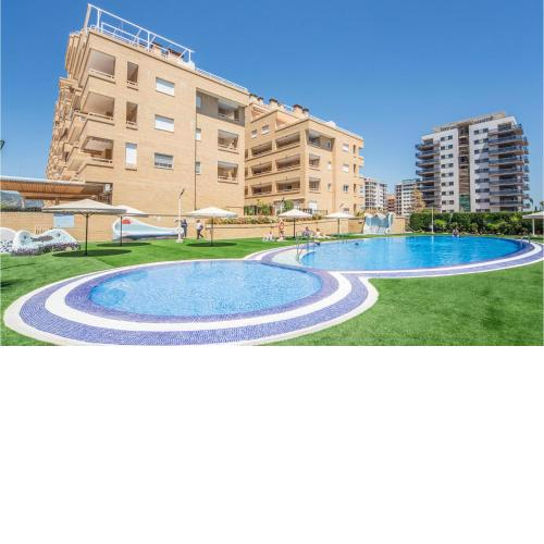 Beautiful apartment in Oropesa with Outdoor swimming pool and 2 Bedrooms