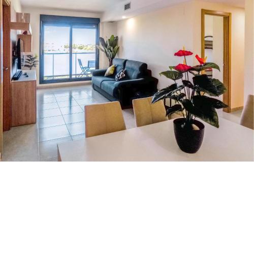 Beautiful apartment in San Jorge with WiFi and 2 Bedrooms