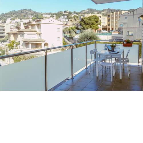 Beautiful apartment in Tossa de Mar with WiFi and 3 Bedrooms