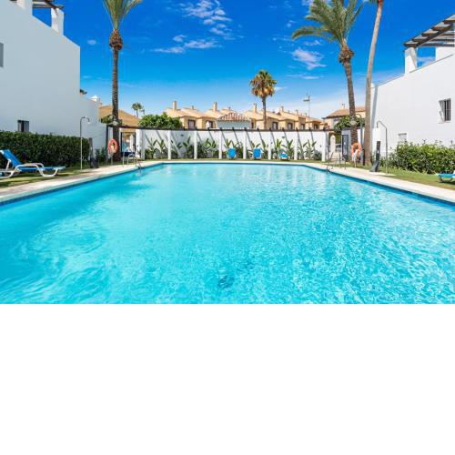 Beautiful apartment next to the beach in Puerto Banús.