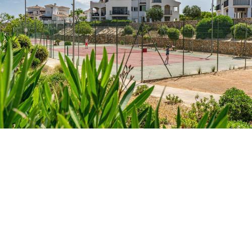 Beautiful Apartment Overlooking The Pool - AO14222HR