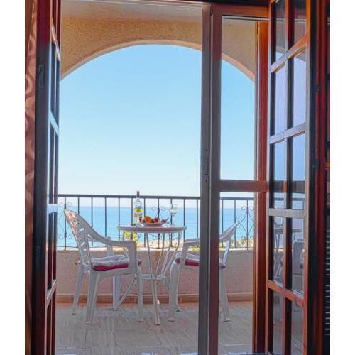 Beautiful Apartment, Panoramic Sea View, LaMata Beach!