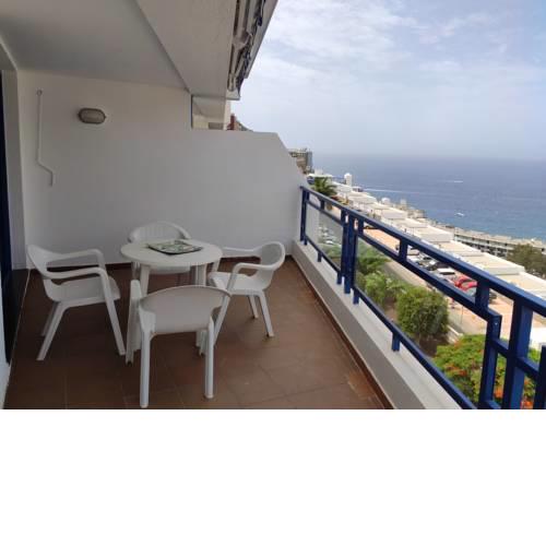 beautiful apartment with sea view