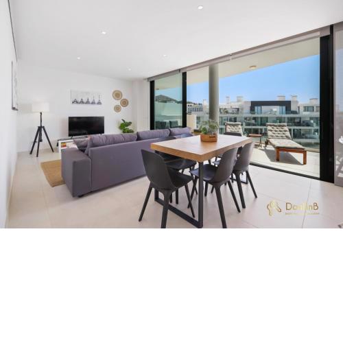 Beautiful apartment with views in Fuengirola Higueron West