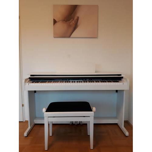 Beautiful, bright 3 rooms apartment with 2 terraces