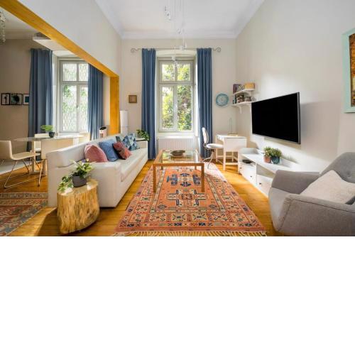 Beautiful Bright Charming 2br Oasis! #91