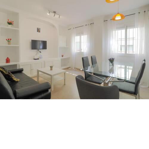 Beautiful Central two bedroom apartment