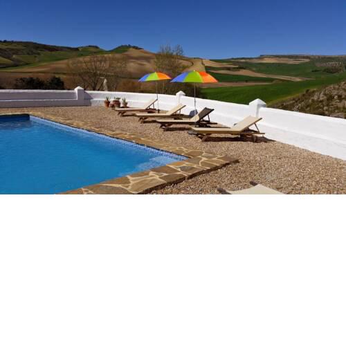 Beautiful Cortijo with pool near Ronda
