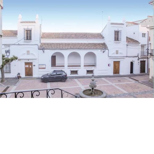Beautiful home in Benafer w/ WiFi and 4 Bedrooms