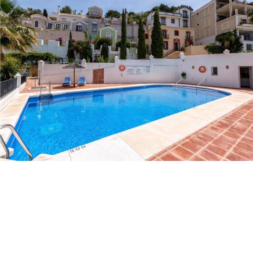 Beautiful home in Benahavis with WiFi, Heated swimming pool and 2 Bedrooms