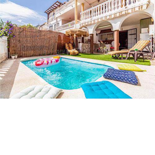Beautiful home in Benalmadena Malaga with Outdoor swimming pool, WiFi and 3 Bedrooms