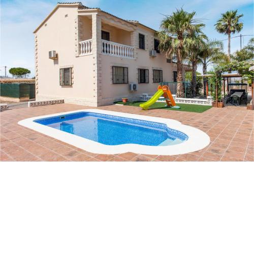 Beautiful home in CULLERA with 7 Bedrooms