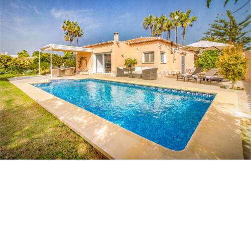Beautiful home in Dénia w/ WiFi, Heated swimming pool and 3 Bedrooms