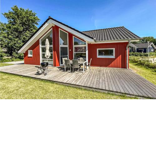 Beautiful home in Krems II-Warderbrck with Sauna, WiFi and 3 Bedrooms