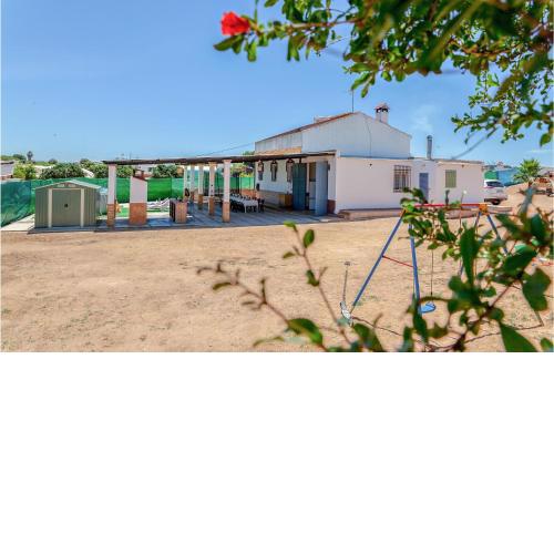 Beautiful home in Lepe with Outdoor swimming pool and 3 Bedrooms