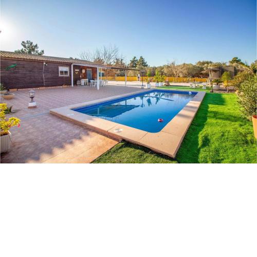 Beautiful home in Molina de Segura with WiFi, Outdoor swimming pool and 3 Bedrooms