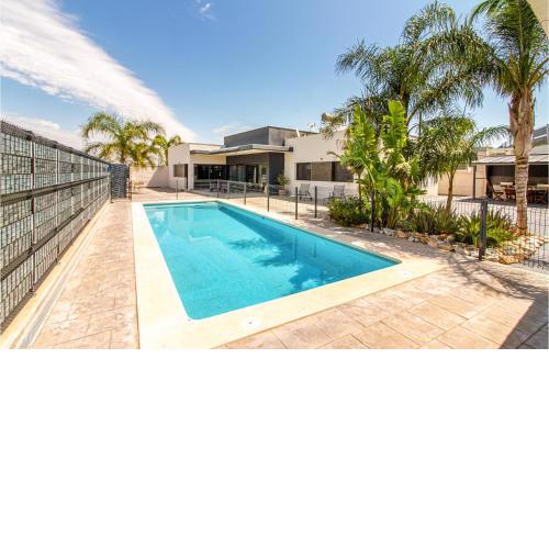 Beautiful home in Molina de Segura with WiFi, Private swimming pool and 5 Bedrooms