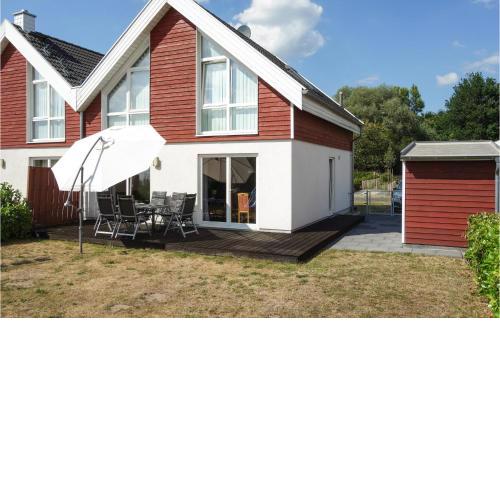 Beautiful home in Nordhorn with Sauna, Heated swimming pool and 3 Bedrooms