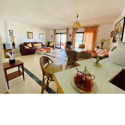 Beautiful house on the beachfront in Costa tropical
