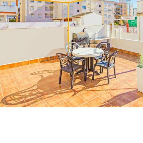 Beautiful house with Terrace and BBQ near the sea