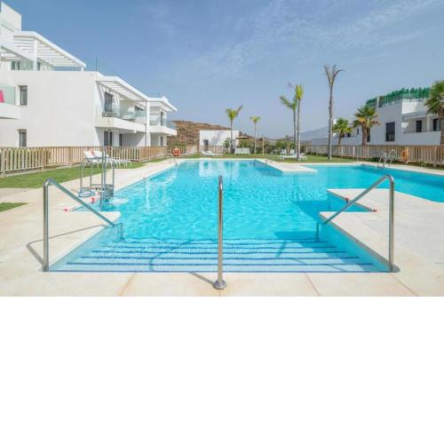 Beautiful modern 2 bedroom in Casa Banderas