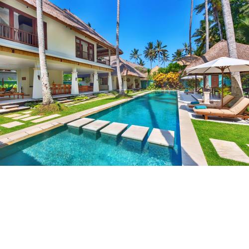 Beautiful Private Pool Villa by the Beach in Candidasa