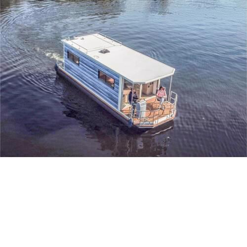 Beautiful ship/boat in Hennigsdorf w/ 1 Bedrooms