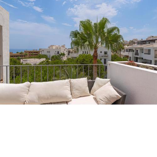 Beautiful two bedroom apartment in Alamar, La Cala de Mijas.