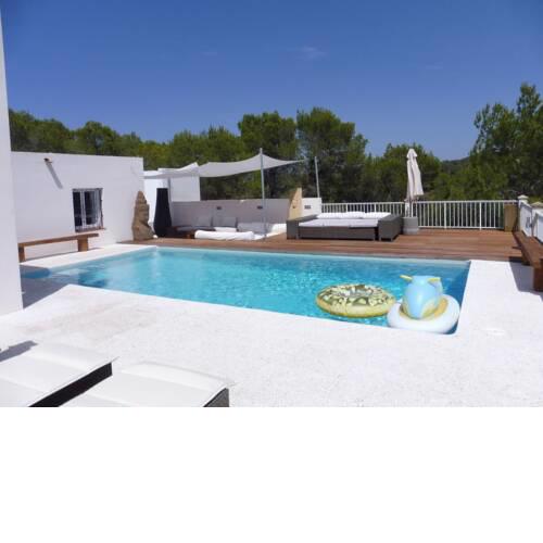 Beautiful Villa in Cala Tarida with Swimming Pool