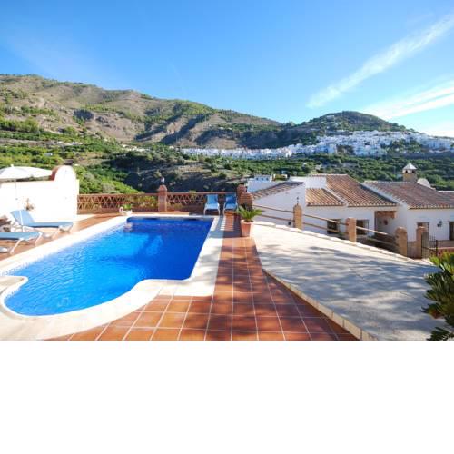Beautiful Villa in Frigiliana with Private Swimming Pool