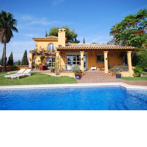 Beautiful Villa in Mijas with Pool