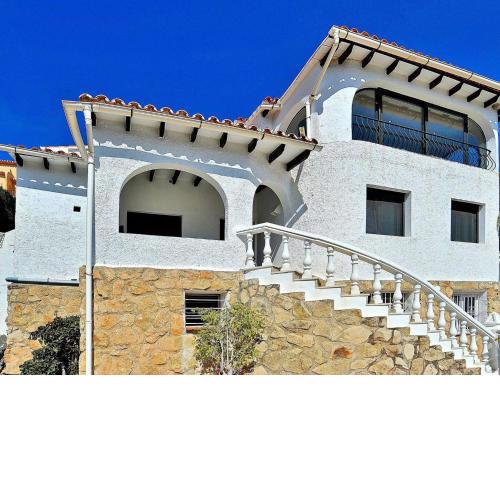 Beautiful villa in Moraira with private pool